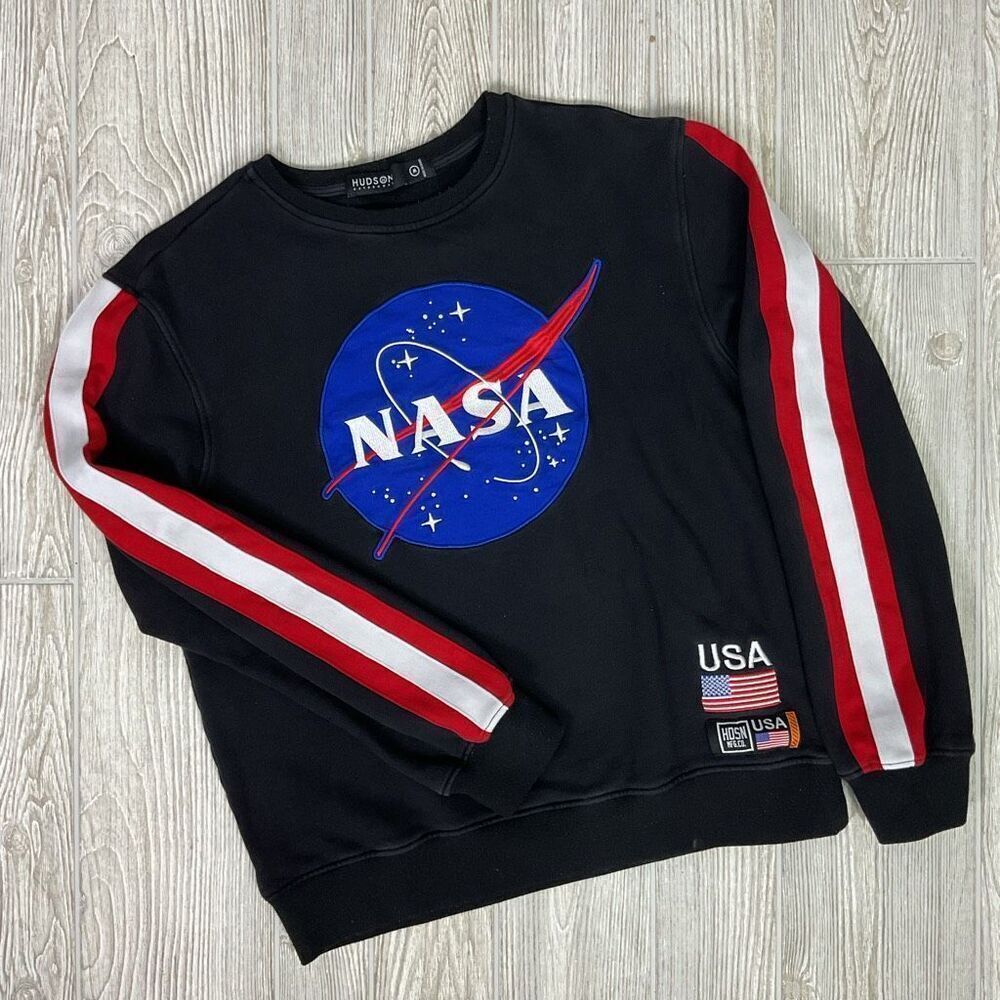 Hudson Black NASA Crewneck Sweatshirt Mens Medium NASA "Meatball" Logo Red and W